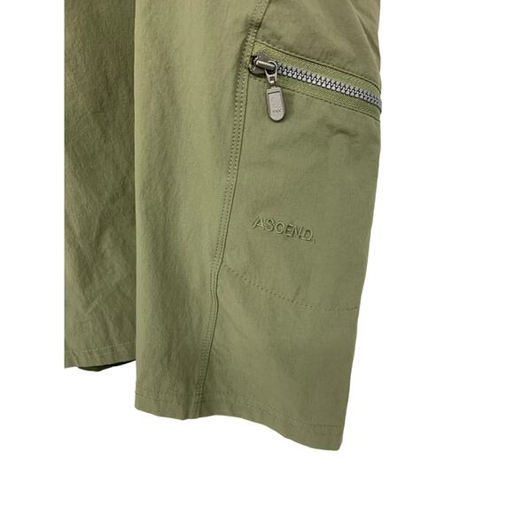 Ascend Green Adventure Mini Skort with Pockets - Picture 2 of 6